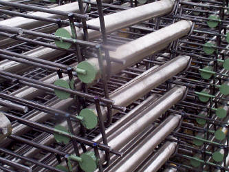 Stainless steel-clad dowel bars/ (Epoxy Coating on Ends Only
