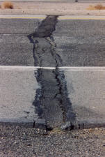 Shrink_crack Thermal crack.